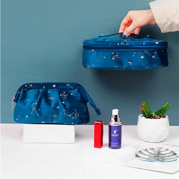 2023 Новая модная сумка для туалетных принадлежностей в звездном небе с горячим тиснением Женская косметичка большой емкости Косметический органайзер Shell Bag